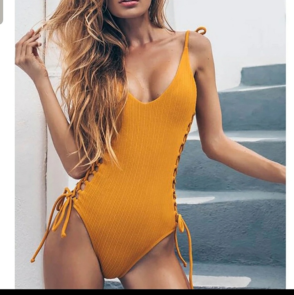 One piece swimsuit